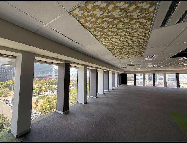 383.50M² OFFICE TO LET IN FORESHORE